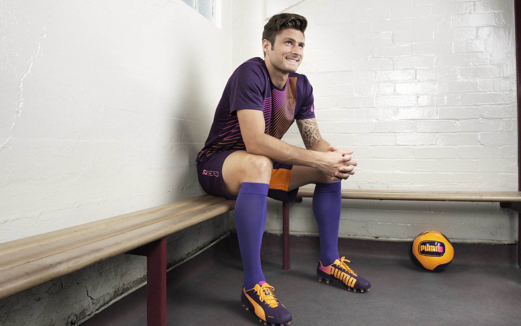 中超球队主场氛围持续高涨，中超主场球场